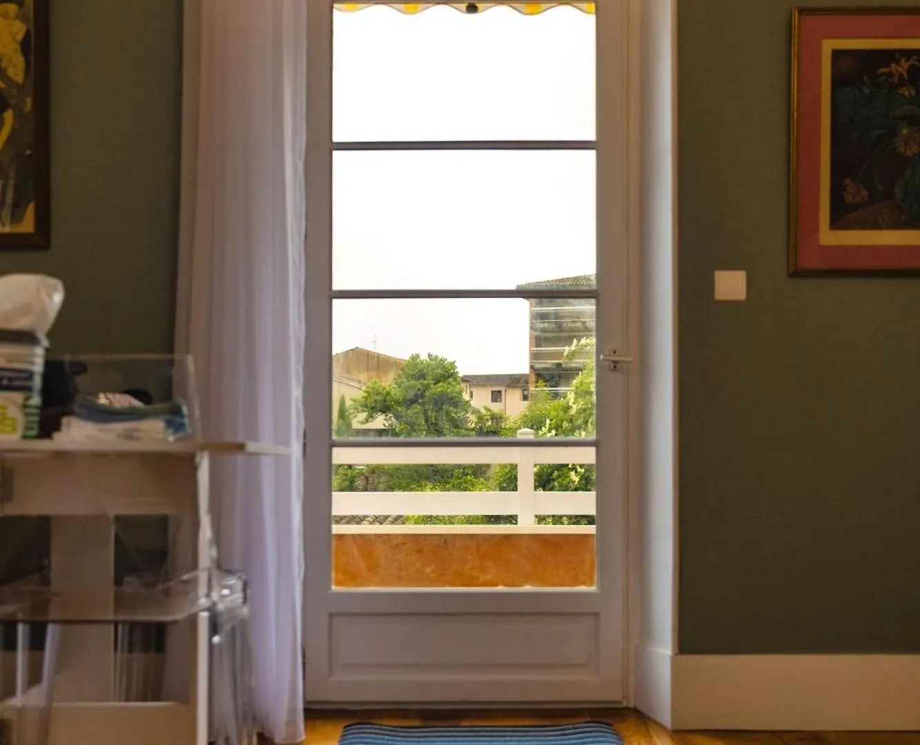 Maison Lou Blau Albi 0*,